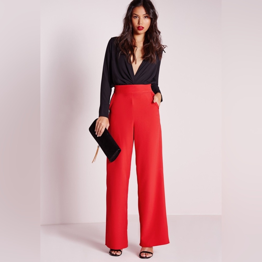 MISSGUIDED BEAUTIFUL CLASSIC SEXY RED COLOR PANT SIZE 10